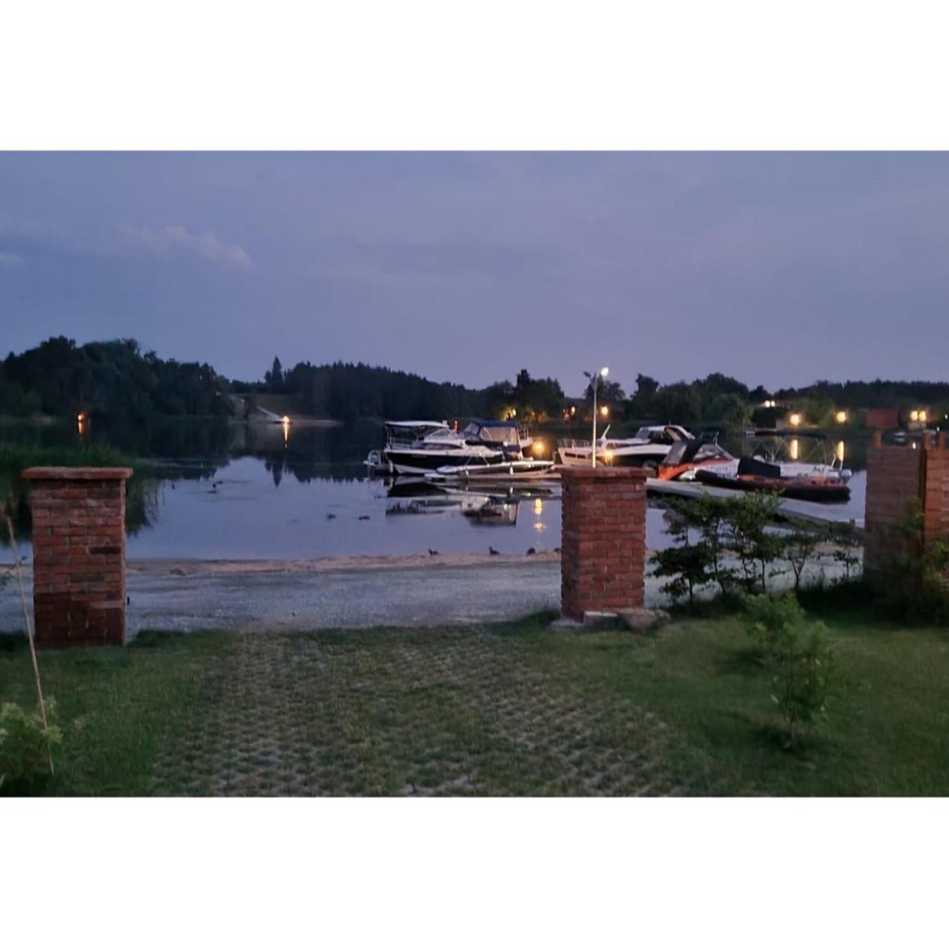 Villa Farma Wolnej Chwili Ślesin Esterno foto